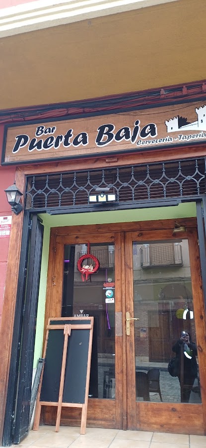 Bar Puerta baja