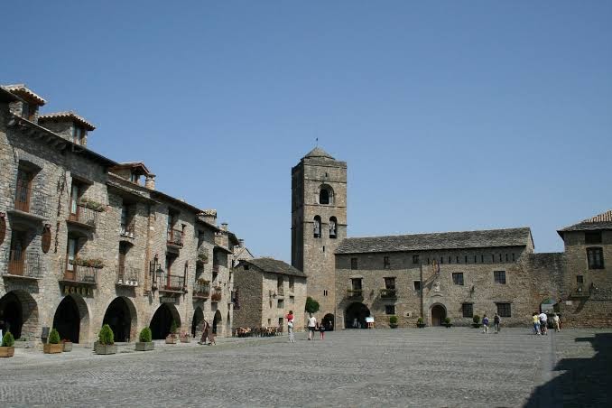 Los Arcos