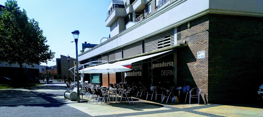 Panaderia/Cafeteria Casa Delfín