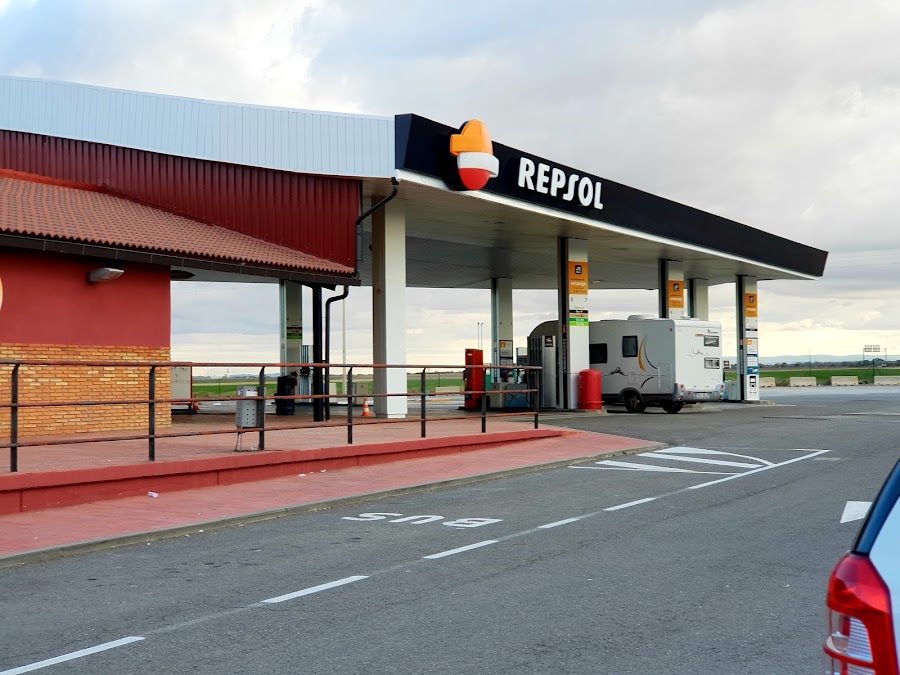 Área de Servicio de Monreal del Campo La Pausa